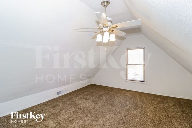 Building Photo - 7353 Kevinridge Cove W