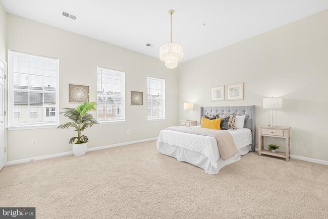 Building Photo - 631 Gatestone St