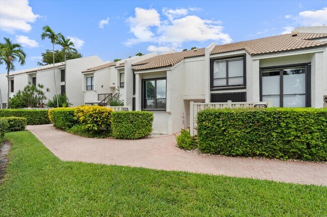 Primary Photo - 609 Bridgewood Dr