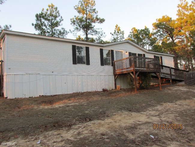 Primary Photo - 3 br, 2 bath Mobile Home - 810 Woodtrail Dr