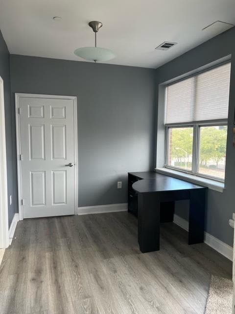 Building Photo - 23 Pierside Dr