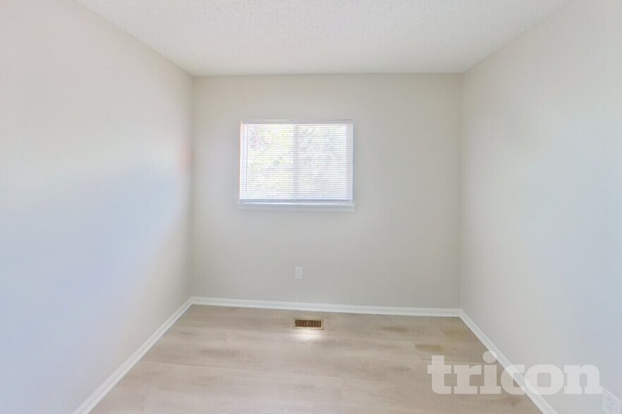 Building Photo - 2674 Deliverance Dr