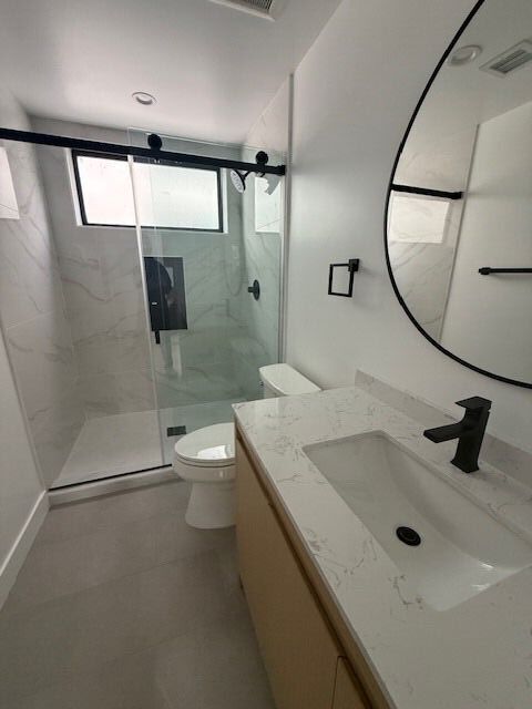 Building Photo - 1200 W 37th Dr