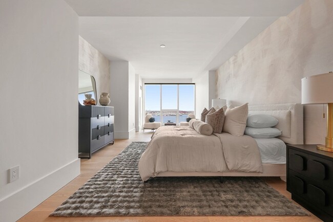 Building Photo - 150 Seaport Blvd