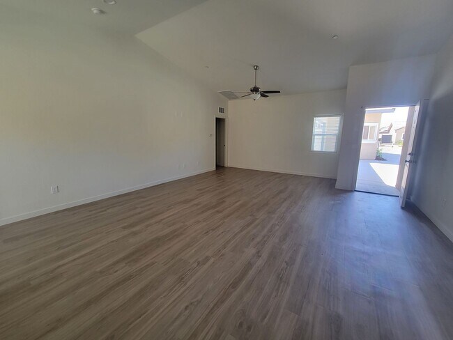 Building Photo - 8308 Grandy St