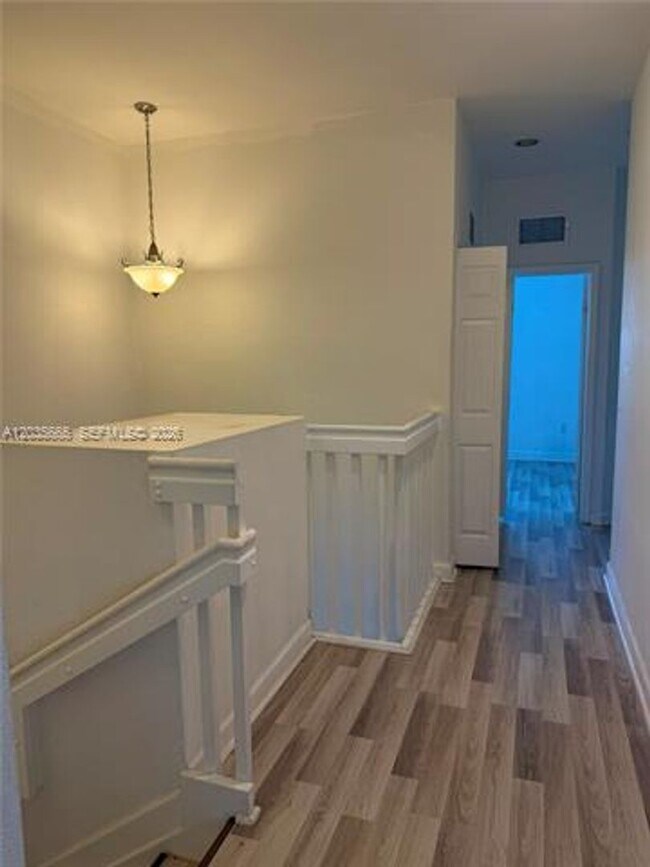 Building Photo - 3467 W 89th Terrace