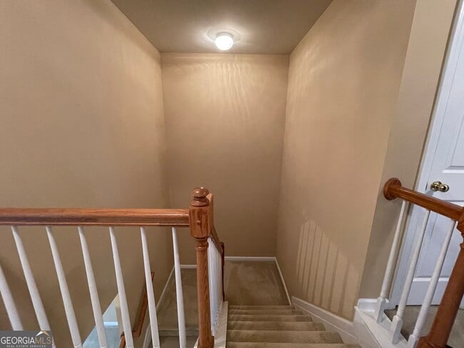 Building Photo - 1773 Highlands View Dr