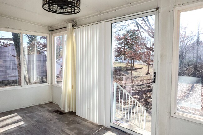 Building Photo - 934 Forder Rd