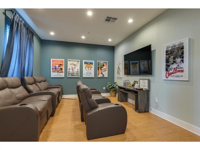 Building Photo - 2400 Louis Henna Blvd