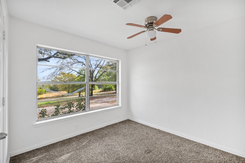 Building Photo - 531 Coe Rd