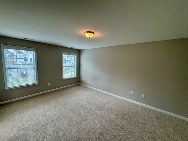 Building Photo - Heather Park Townhomes