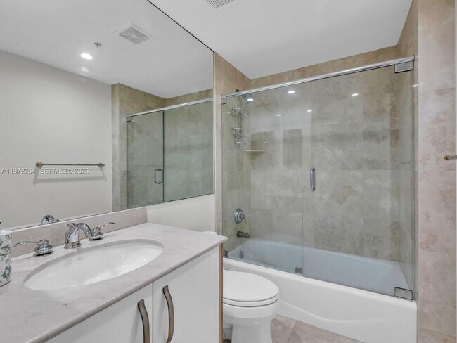 Building Photo - 2051 SE 3rd St