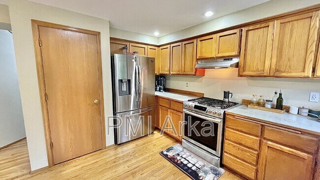 Building Photo - 3709 248th Ave SE