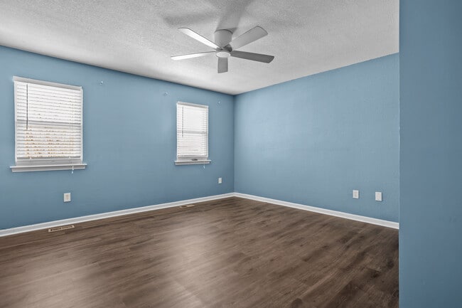 Building Photo - 5100 Egham Ct