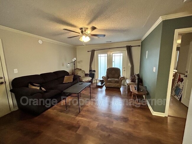 Building Photo - 1601 Harts Ridge Dr