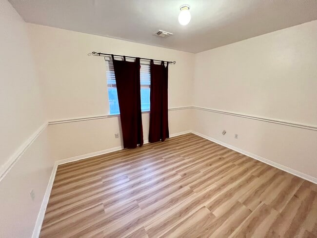 Building Photo - 13310 Misty Mill Dr