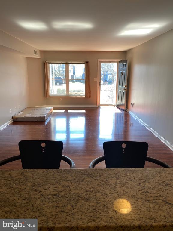 Building Photo - 5833 Orchard Hill Ct
