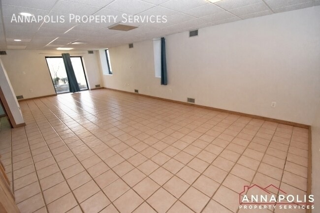 Building Photo - 1810 View Top Ct