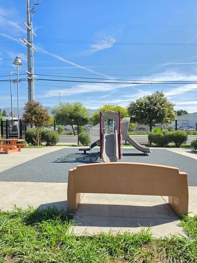 Building Photo - 14910 Castille Way