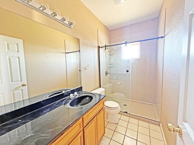 Building Photo - 101 Capt Lee