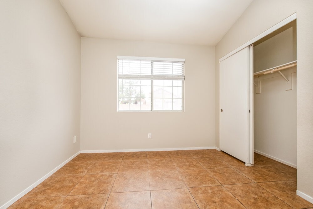 Building Photo - 1532 Helen Belle Dr