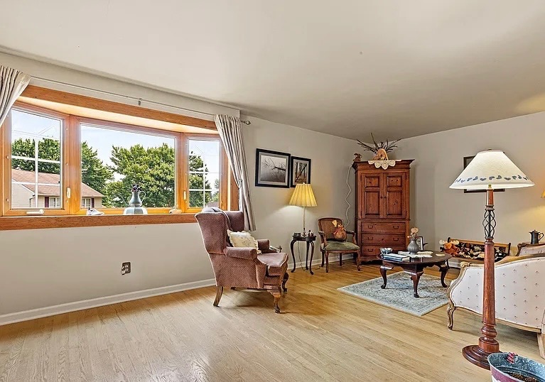 Building Photo - 15202 Bernita Dr