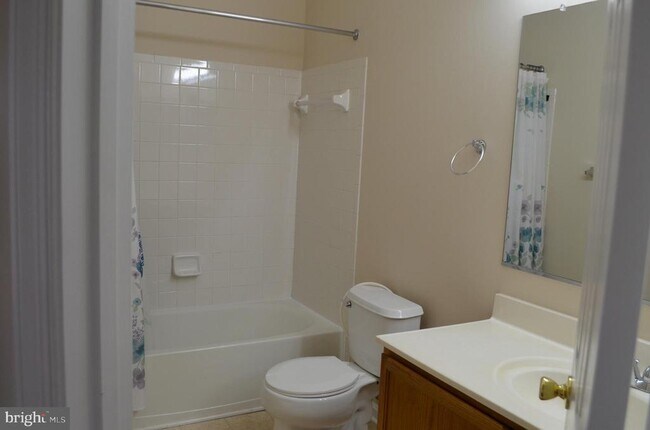 Building Photo - 43090 Sherbrooke Terrace