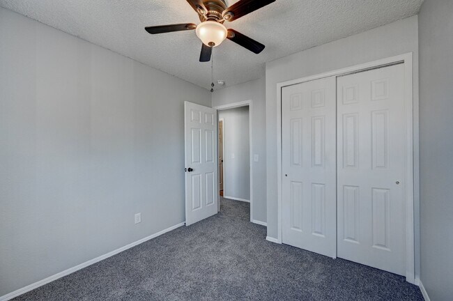 Building Photo - $2,225- 3bed/2bath Home in Fountain with B...