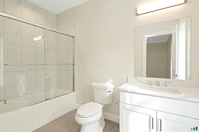 Building Photo - 340 Heights Rd