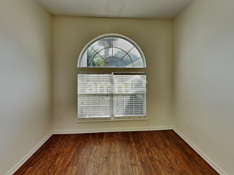 Building Photo - 12690 Richfield Blvd