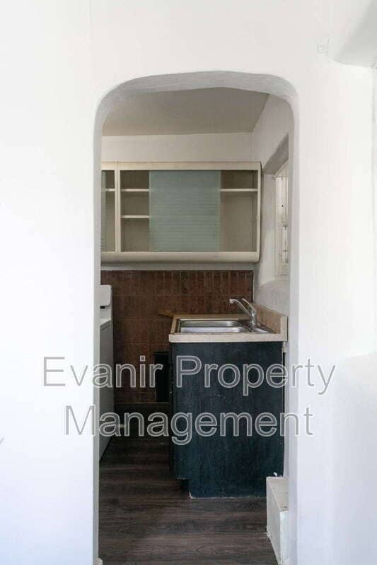 Building Photo - 509 E 3rd St