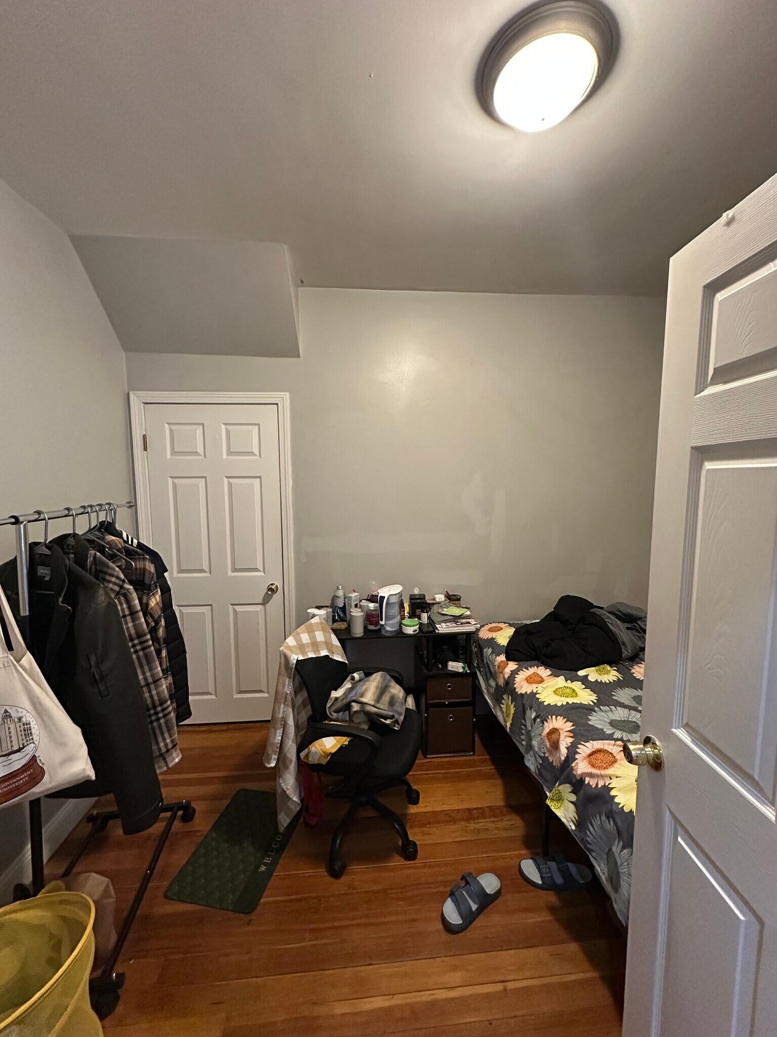 Building Photo - 8 Montfern Ave