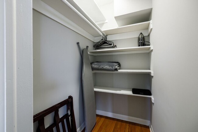 Building Photo - 3018 Park Ave