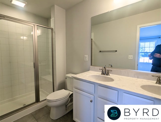 Building Photo - 1325 Claytor Ln