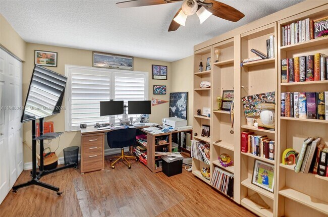 Building Photo - 9505 Majestic Way