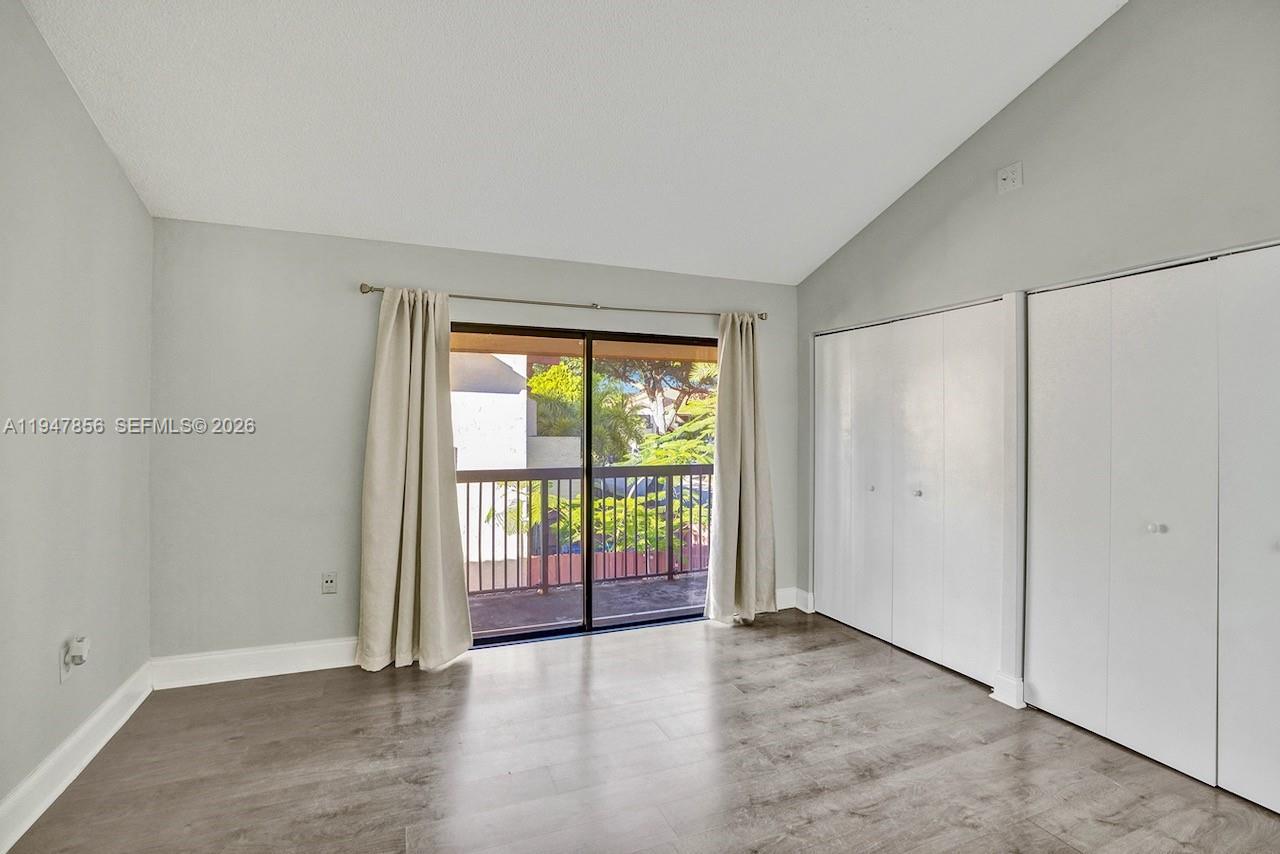 Building Photo - 10102 SW 77th Ct