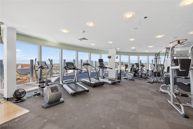 Building Photo - 200 Hoover Ave