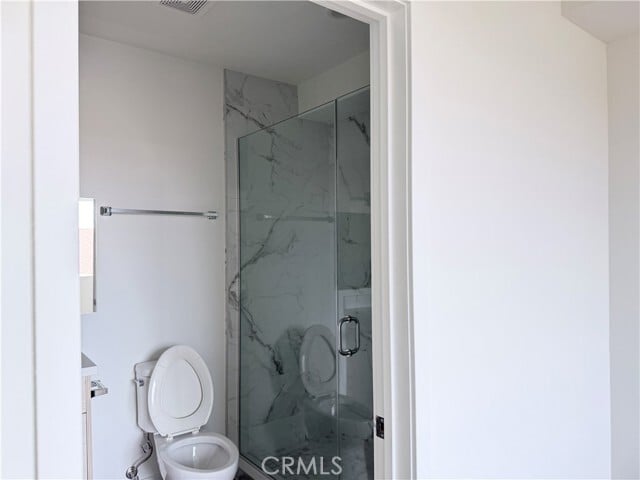 Building Photo - 1245 N New Hampshire Ave