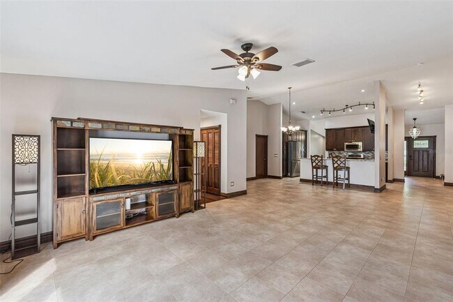 Building Photo - 918 Woodson Hammock Cir