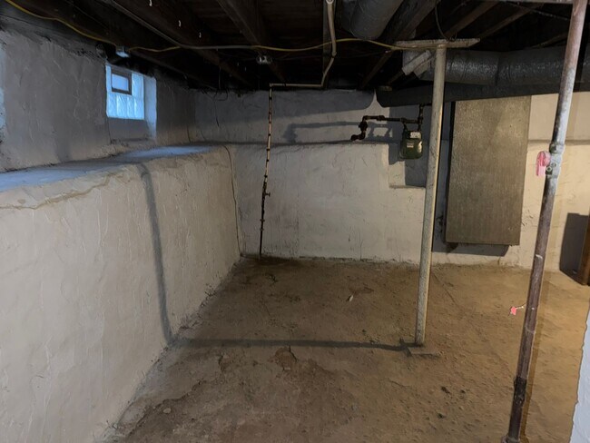 Building Photo - *Friendly Road, LLC 3404-3406 Walton Ave