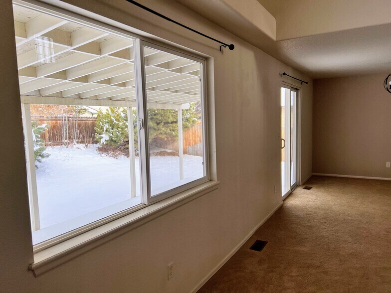 window to back yard - 1430 Morningside Dr