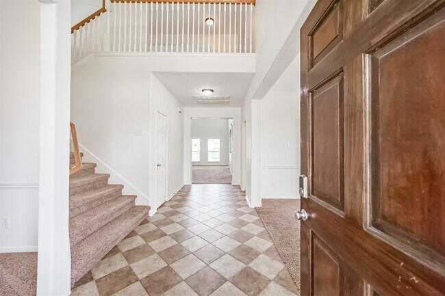 Building Photo - 315 Willow Pointe Dr