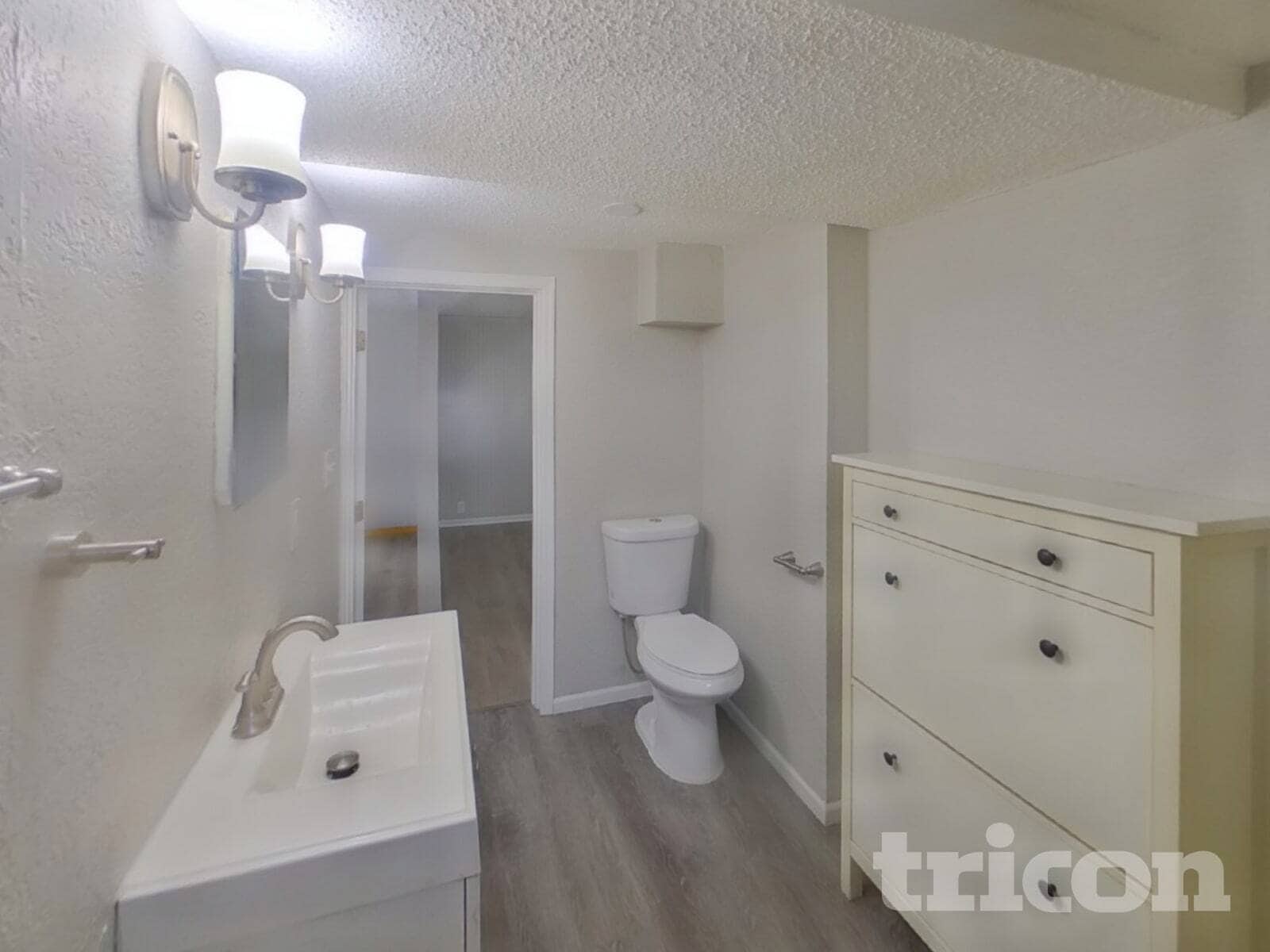 Building Photo - 8407 Lower 208th St W