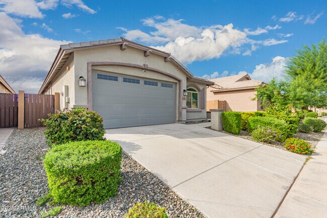 Building Photo - 7276 S 22nd Ln