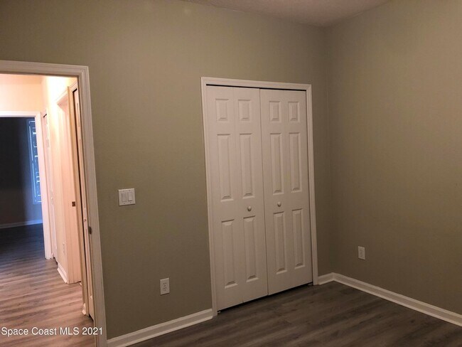 Building Photo - 3646 Mt Carmel Ln