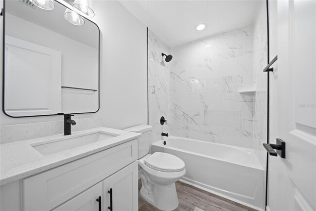 Building Photo - 17180 Drayton Ln