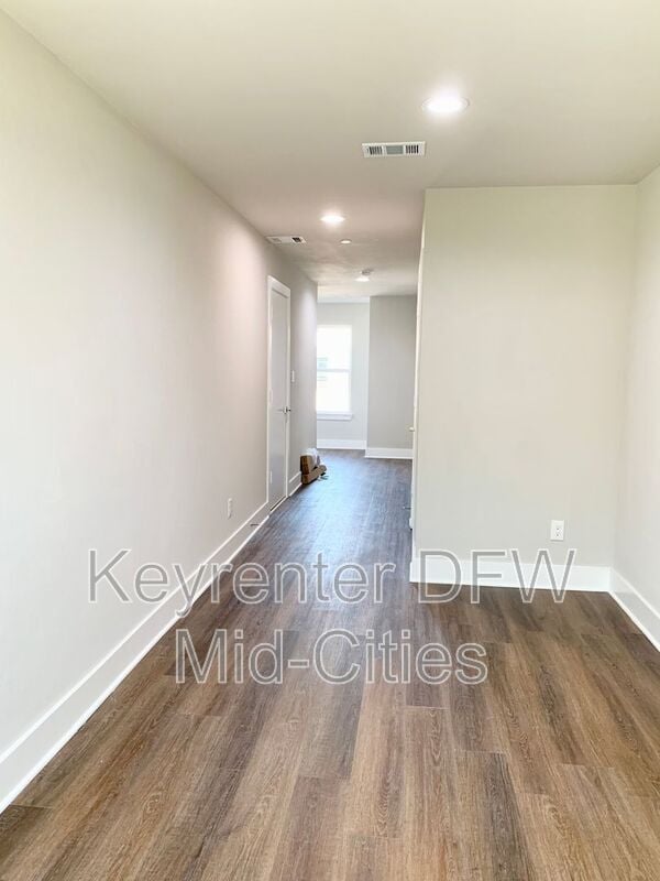 Building Photo - 1431 Pearson St