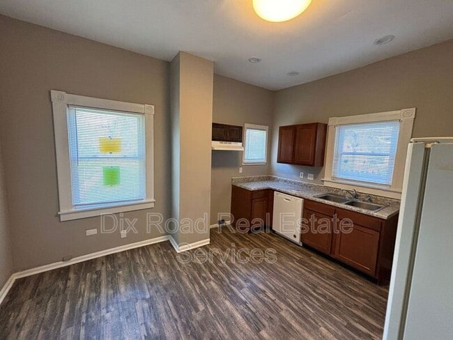 Building Photo - 333 Arlington Ave