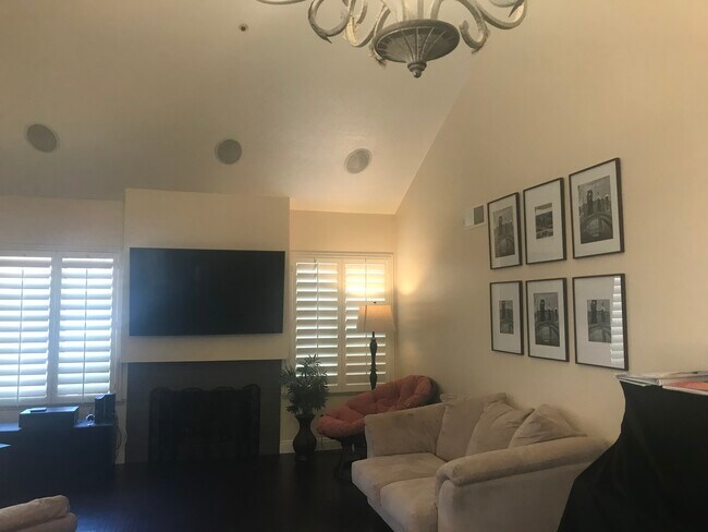 Building Photo - 25634 Salerno Way