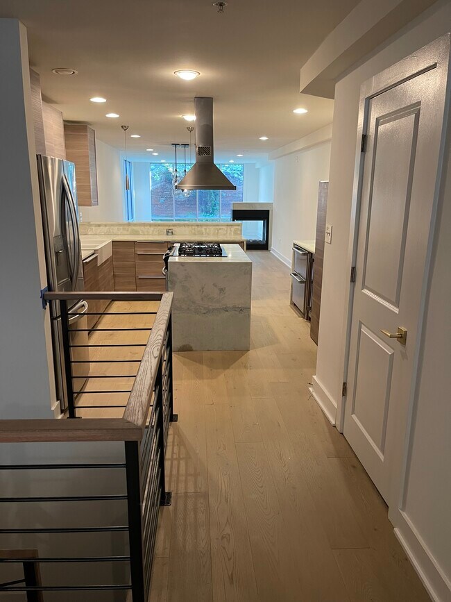Kitchen - 505 O St NW